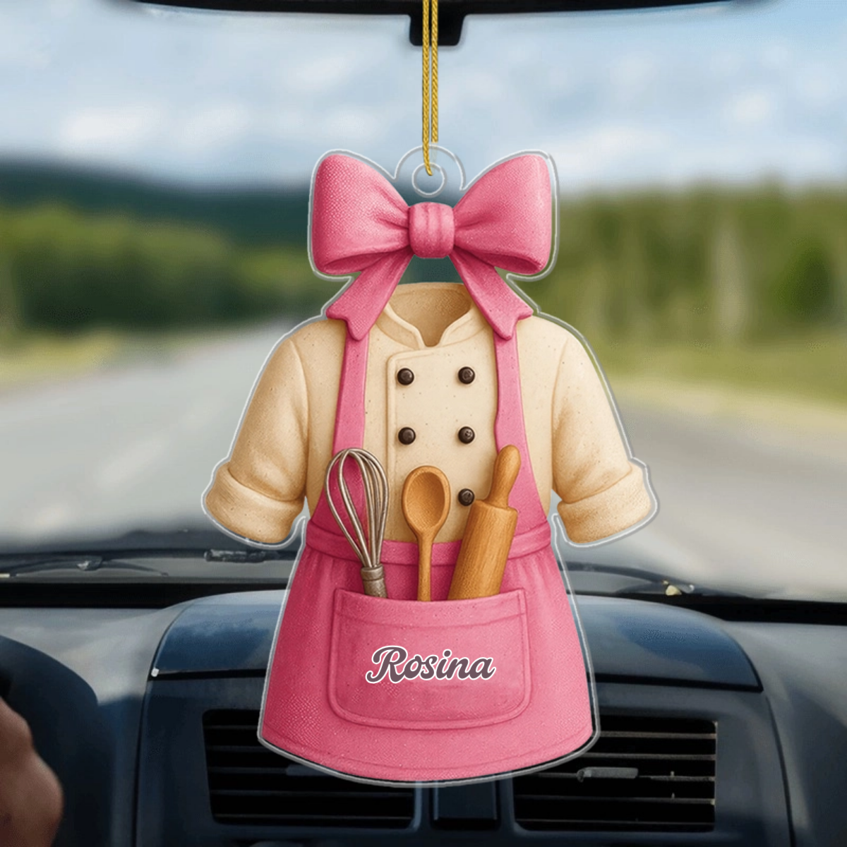 BakerApron_PersonalisedChristmasOrnamentWithName_1
