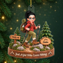 Just_A_Girl_Who_Loves_Hiking_ _Personalised_Gift_Acrylic_Ornament_For_Daughters_And_Granddaughters2