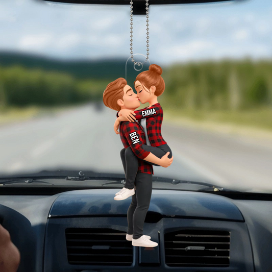 KissCouple_PersonalisedCarHangingOrnament_1